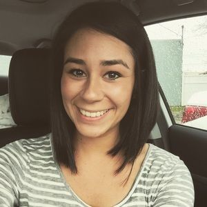 Meet your Posher, Andrea